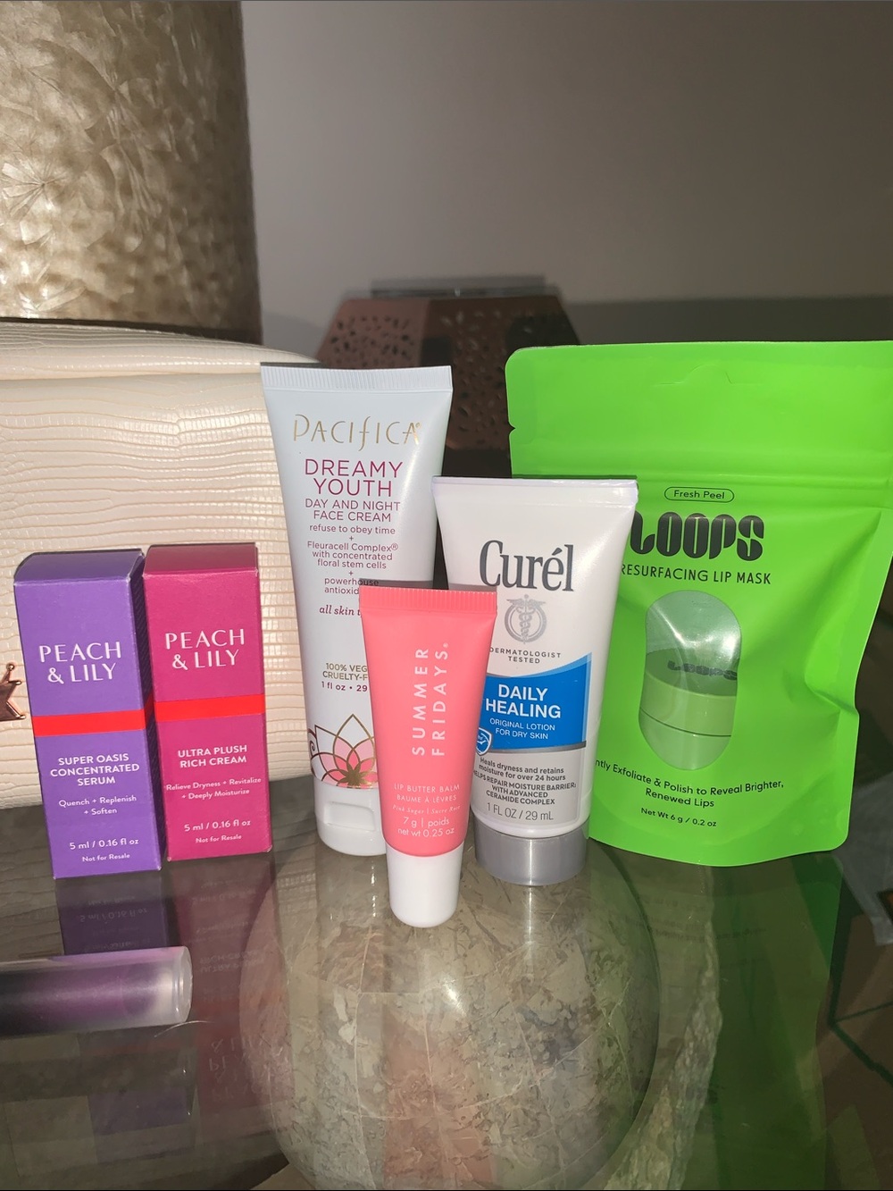 Assorted Beauty Bundle - Picture 4 of 4